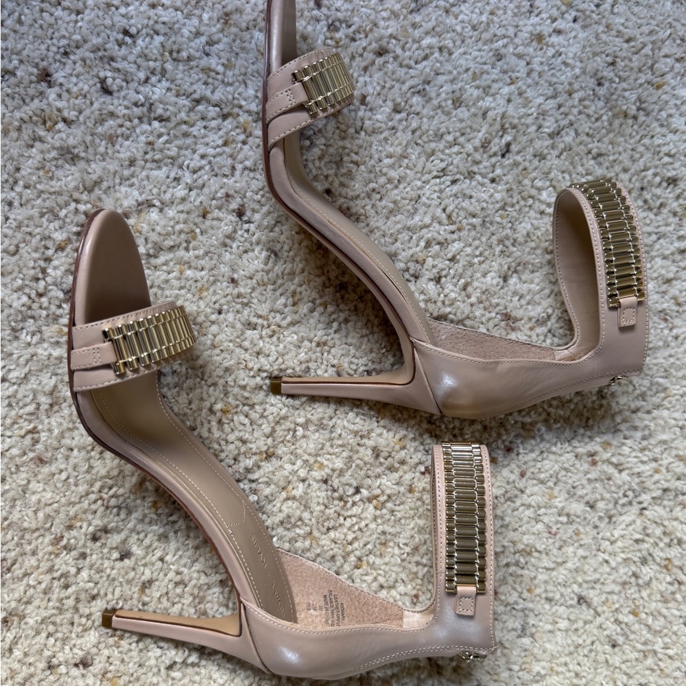 Kendall + Kylie Nude Heeled Sandal with Gold Accents, Size 7 - Picture 11 of 15